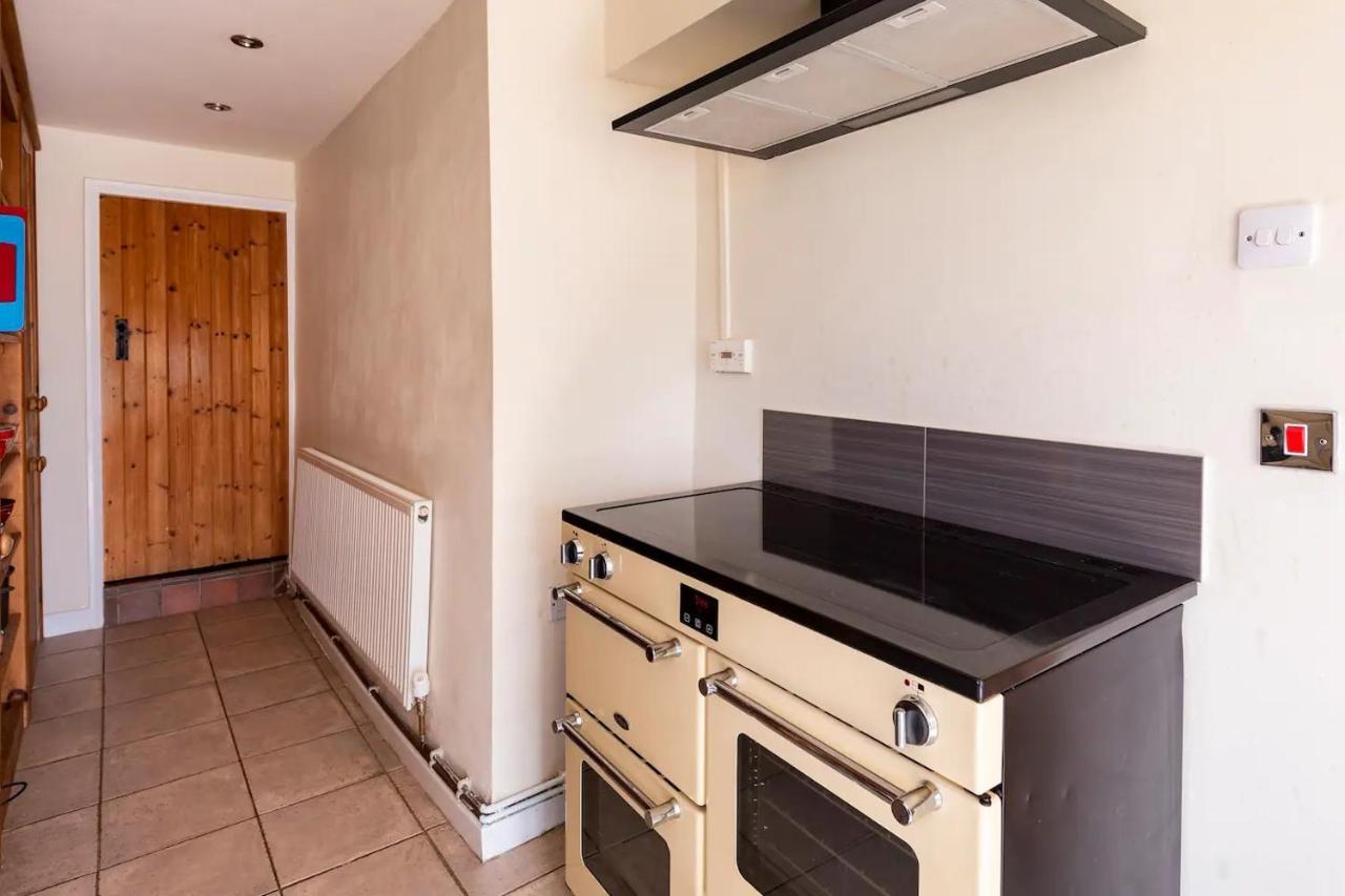 Llys Onnen - North Wales Holiday Cottage Молд Екстериор снимка